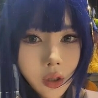 Song Ju A Nagie