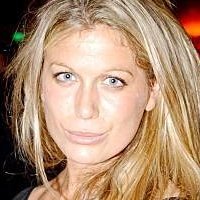 Sonya Walger Nagie