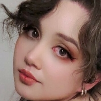 standesu Nagie