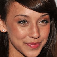 Stella Maeve Nagie