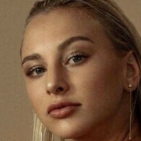 Stephanie Belovukovic Nagie