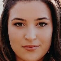 Stephanie Sangster Nagie