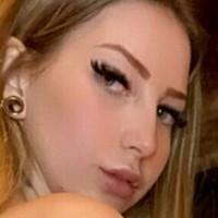 Susan Larxx Nagie