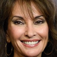 Susan Lucci Nagie