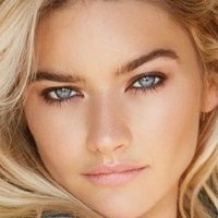 Tess Jantschek Nagie