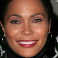 Tracey Ross Nagie