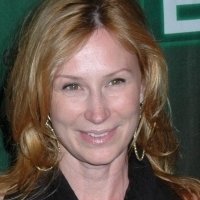 Tracy  E. Warbin Nagie