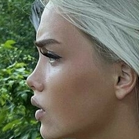 Uresa Zogu Nagie