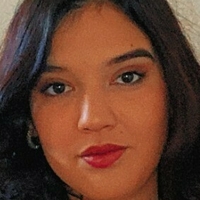 Valeria Flores Nagie