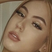 Veronica Hoyoz Nagie