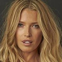 Veronika Varekova Nagie