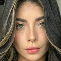 vivianaarango Nagie