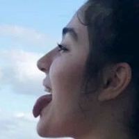 Zhale Nagie