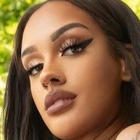 Zoey Sinn Nagie